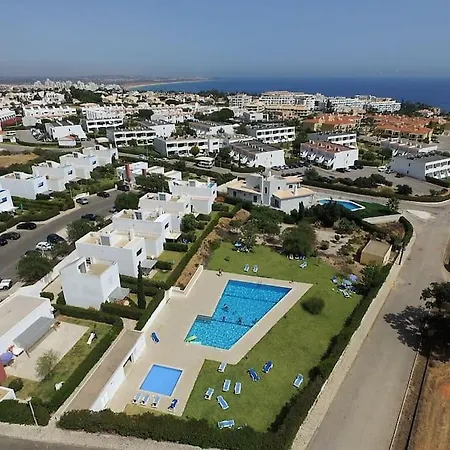 Crastos Pool & House * Porches (Algarve)