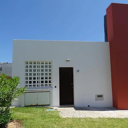 Crastos Pool & House * Porches (Algarve)
