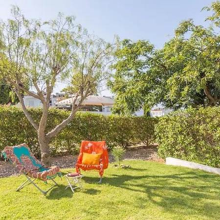 Semesterbostad Crastos Pool & House