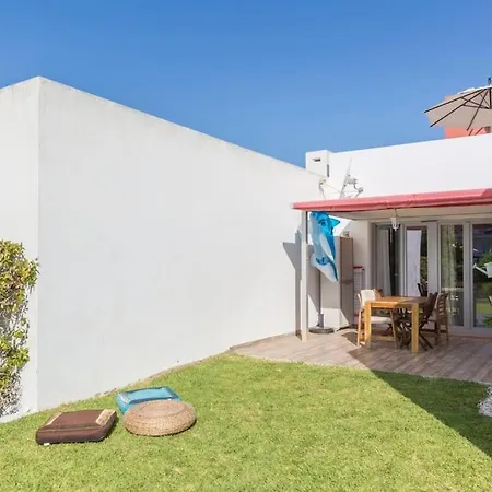 Semesterbostad Crastos Pool & House *
