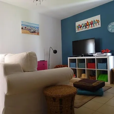 Crastos Pool & House Holiday home *